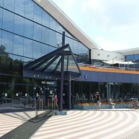 P&o Serviced Pulawska Apartment